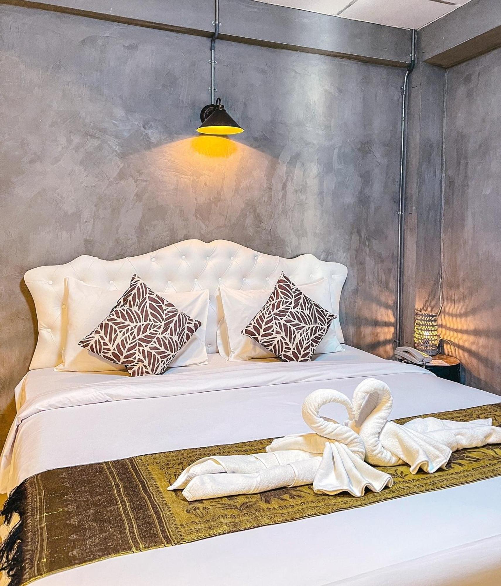 Baik Suite Bangkok Eksteriør bilde